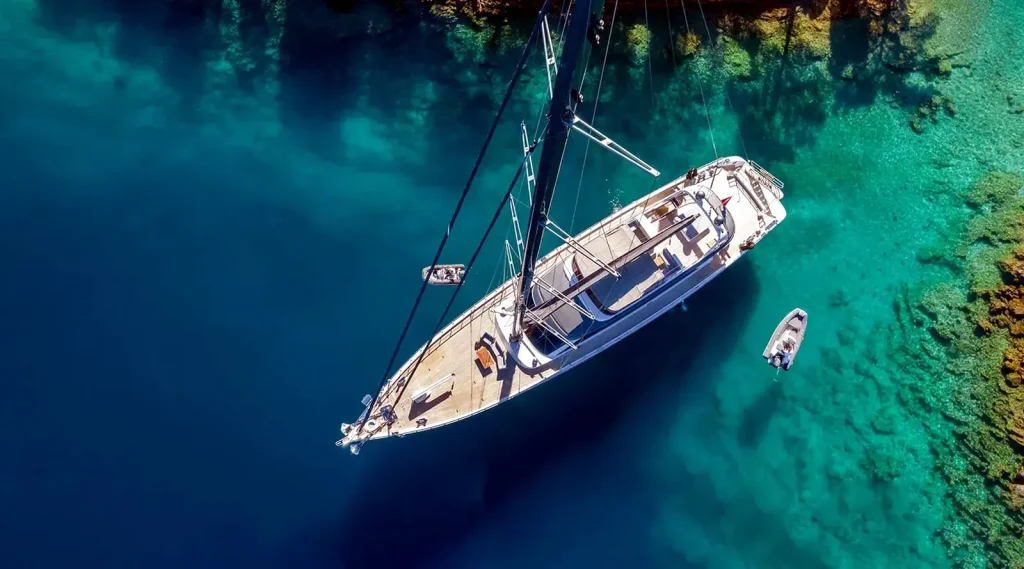 Motorsailer Long Island