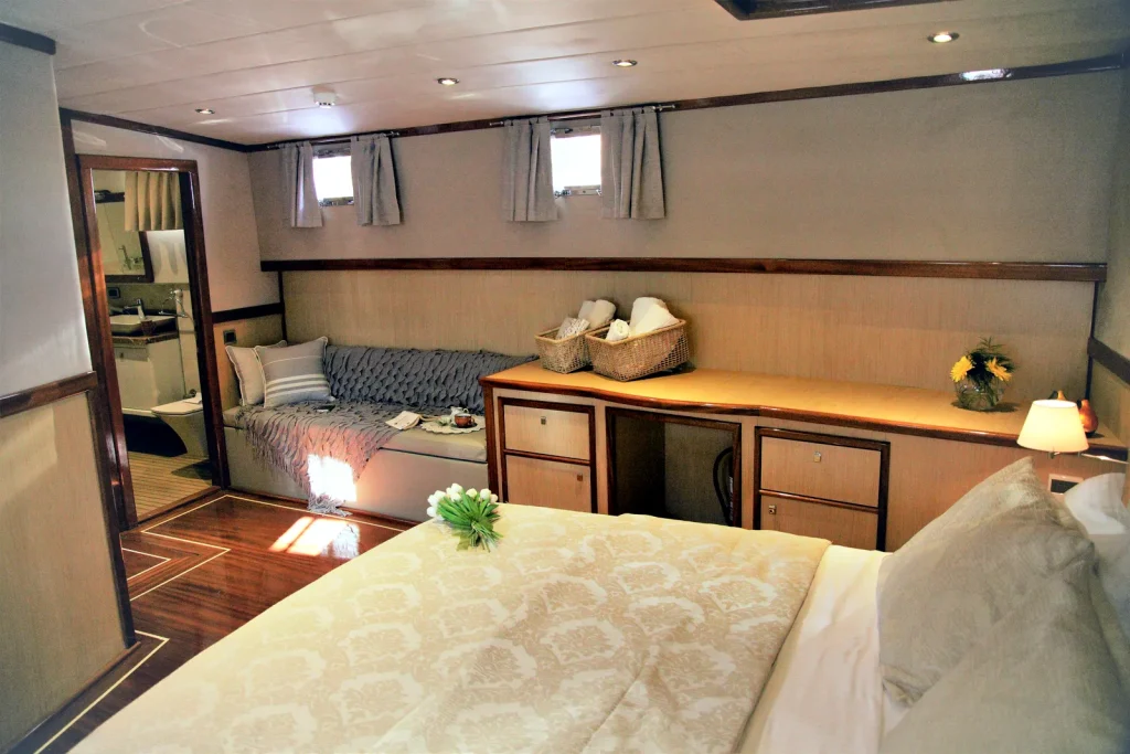 Motorsailer Perdue