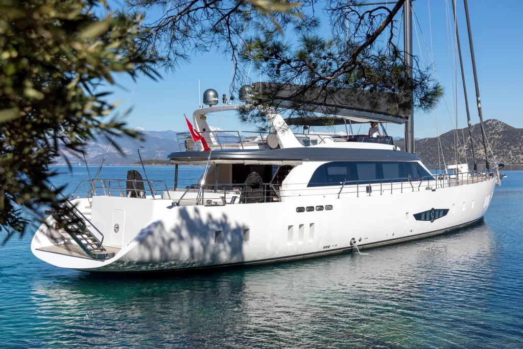 Motorsailer Son Of Wind