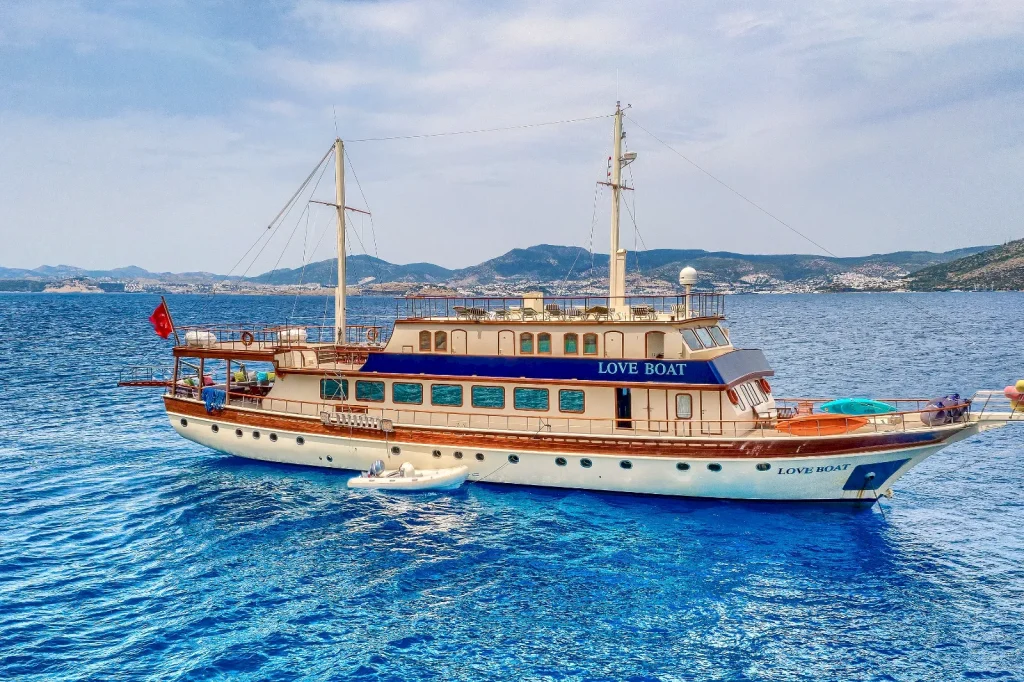 Gulet Love Boat