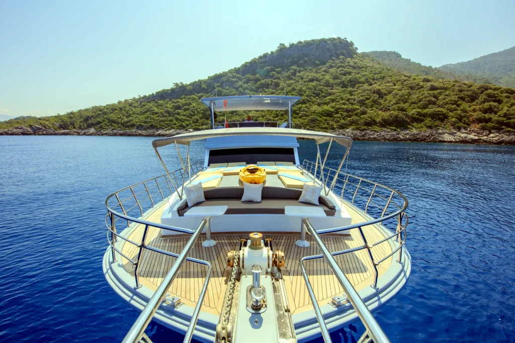 Motor Yacht Royal Rtt